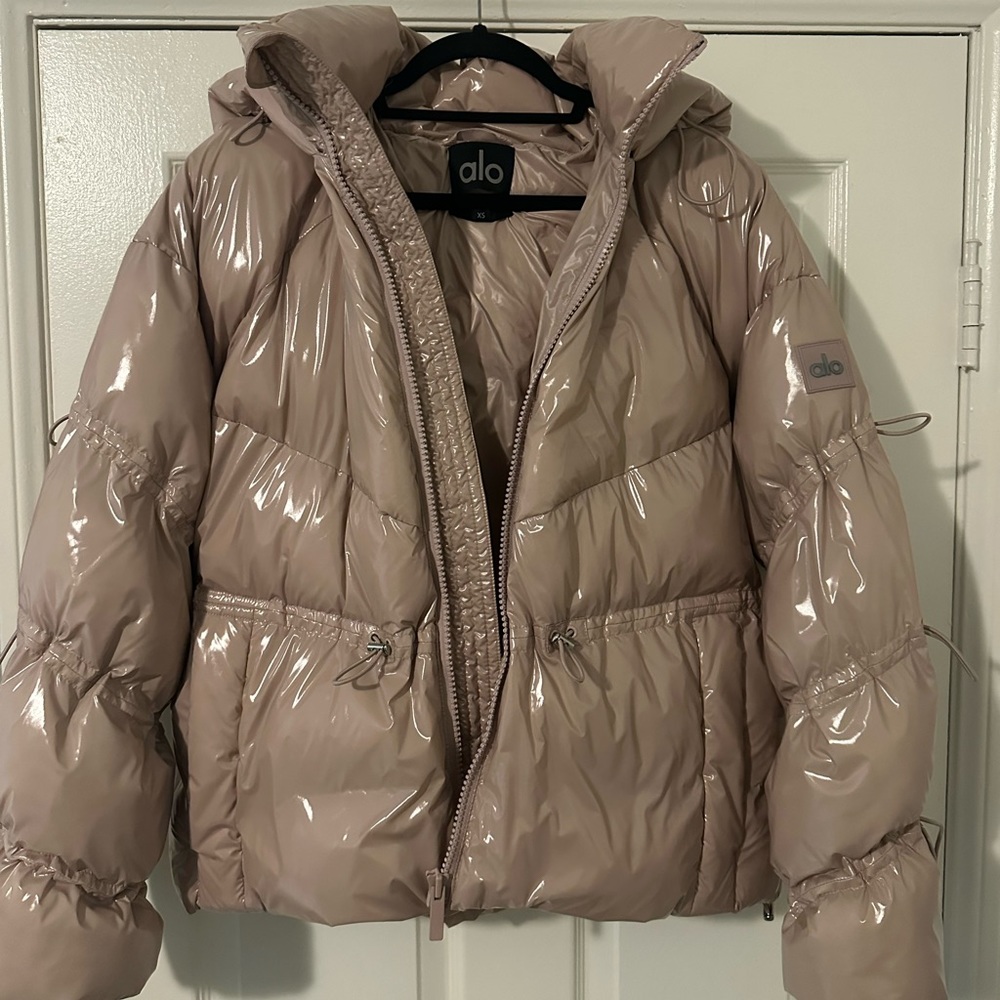 ALO Yoga Stunner Puffer Hooded Jacket Dusty Pink